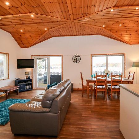 Teal Lodge Татершал Екстериор снимка